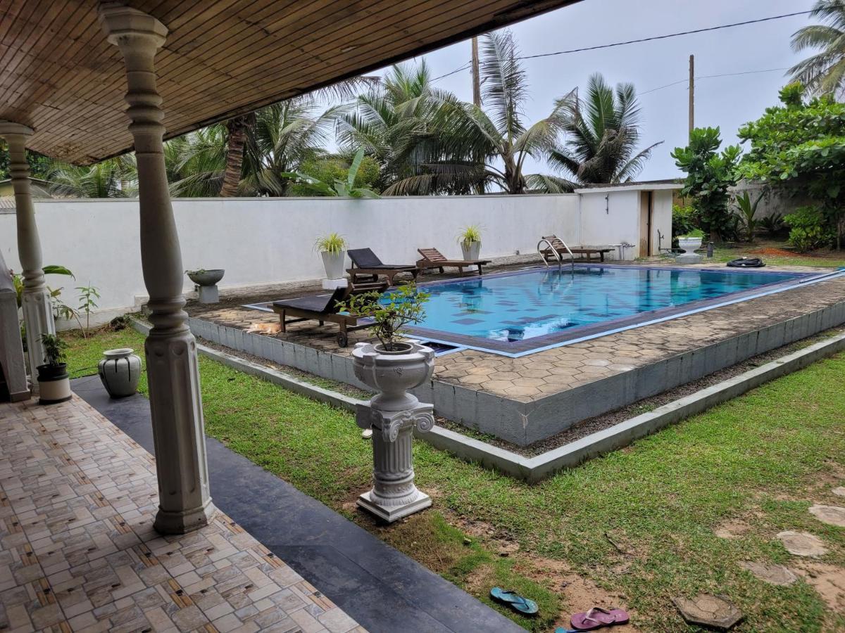 Villa Sea Sprays Hikkaduwa Luaran gambar