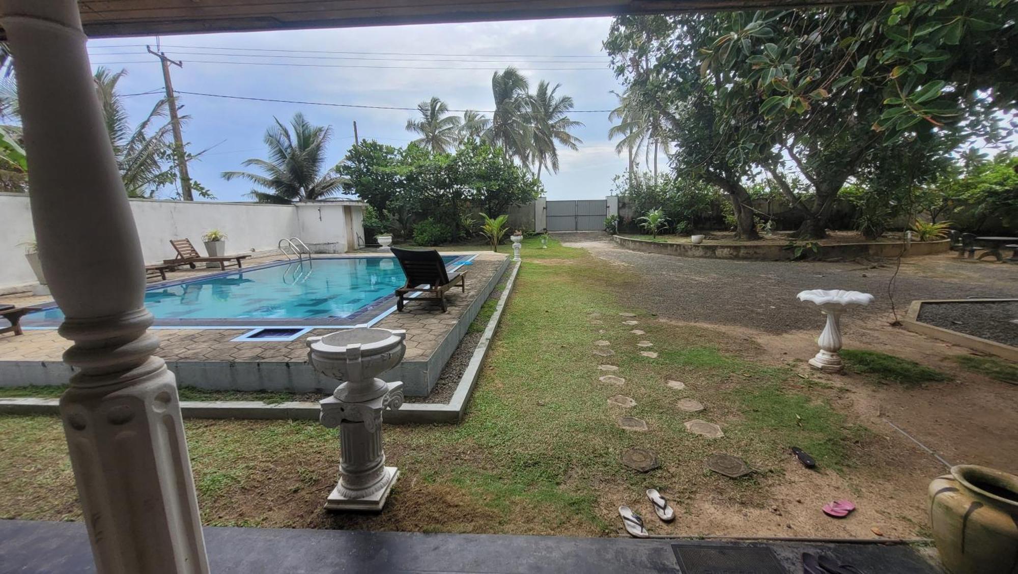 Villa Sea Sprays Hikkaduwa Luaran gambar