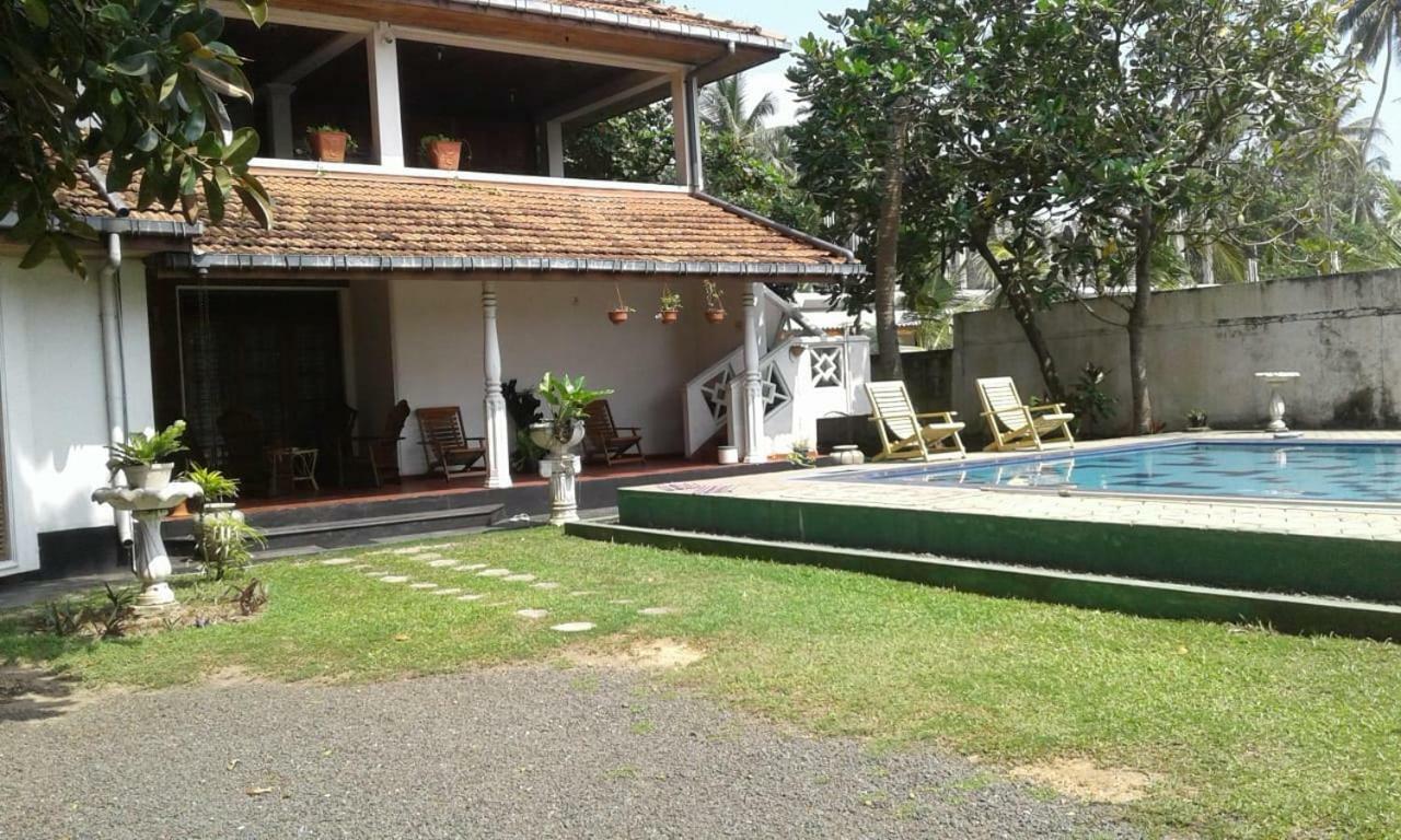 Villa Sea Sprays Hikkaduwa Luaran gambar