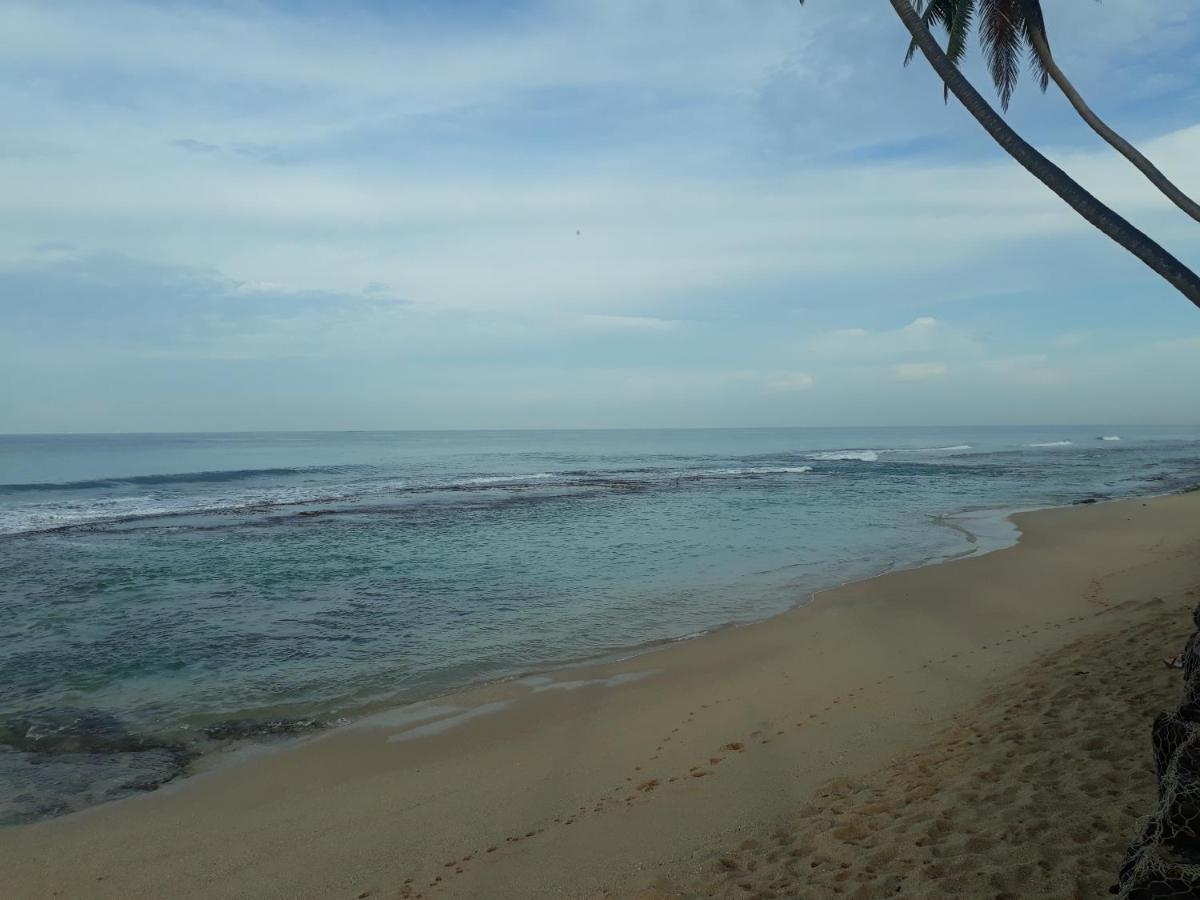 Villa Sea Sprays Hikkaduwa Luaran gambar